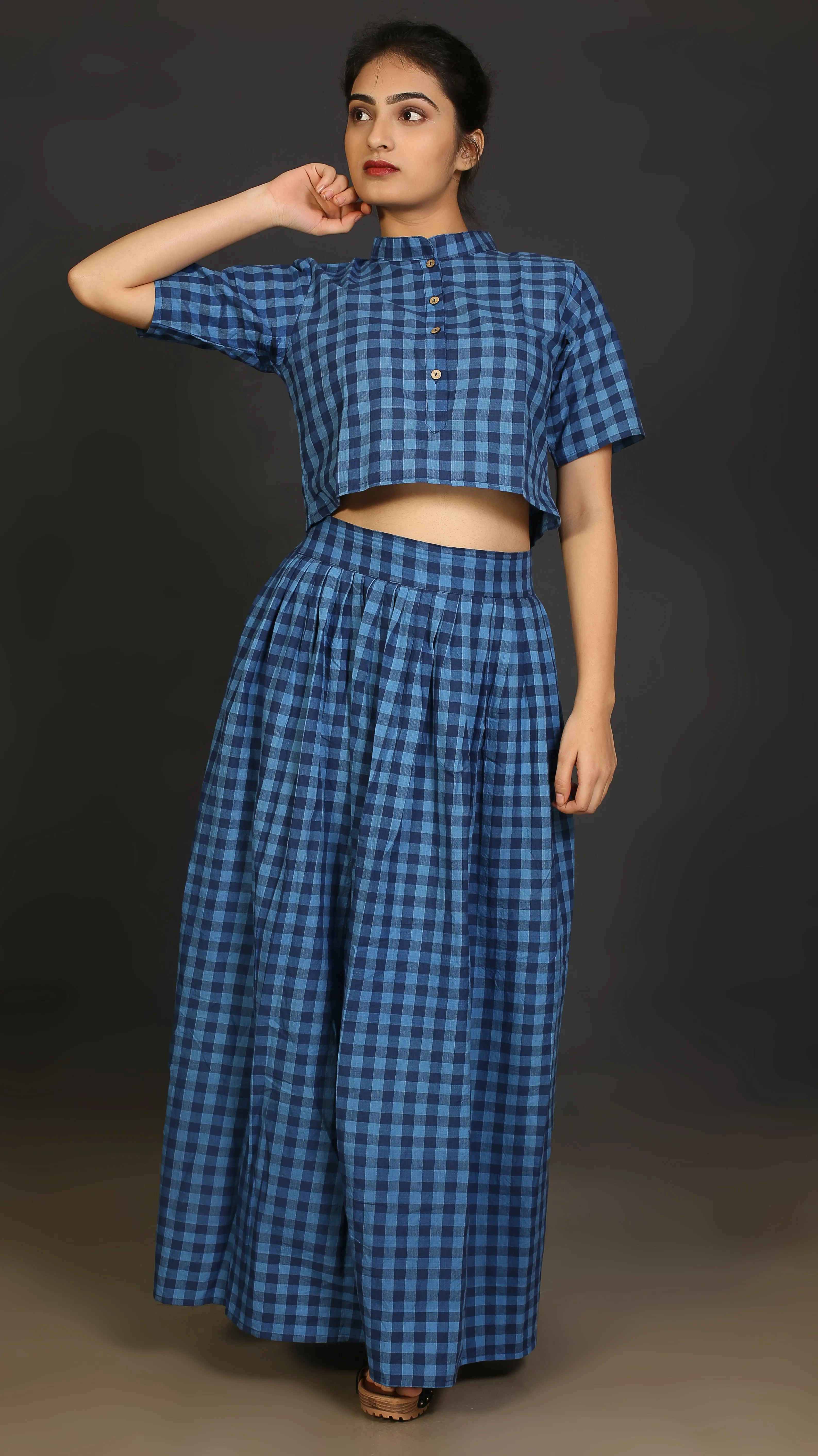 Blue mandarin collar crop top