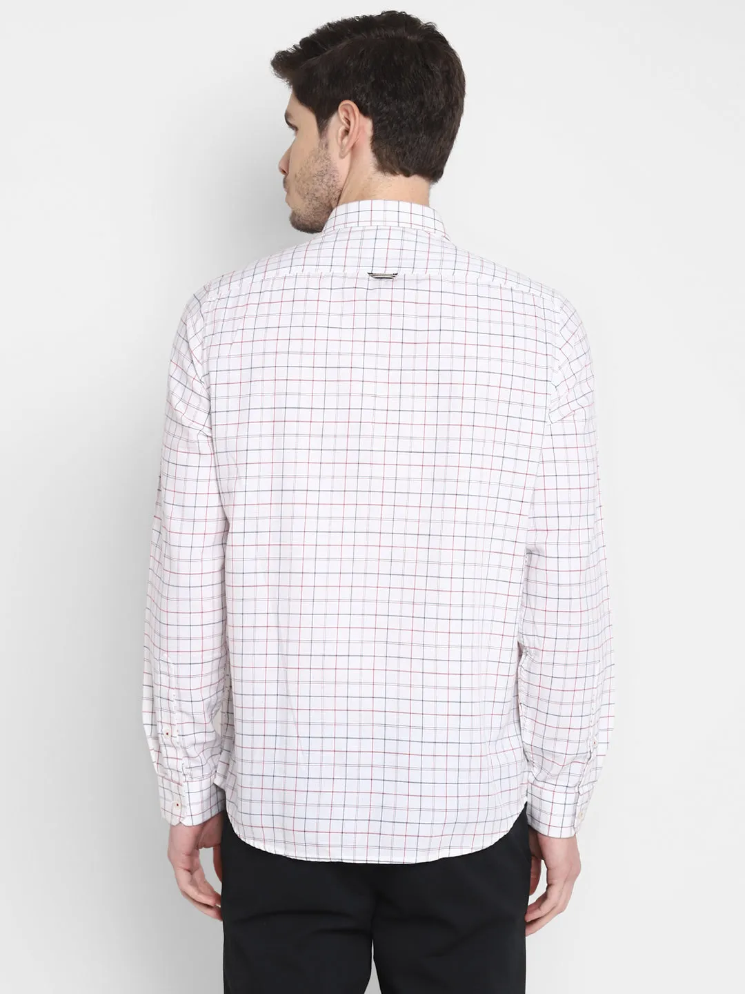 Checked White Slim Fit Casual Shirt