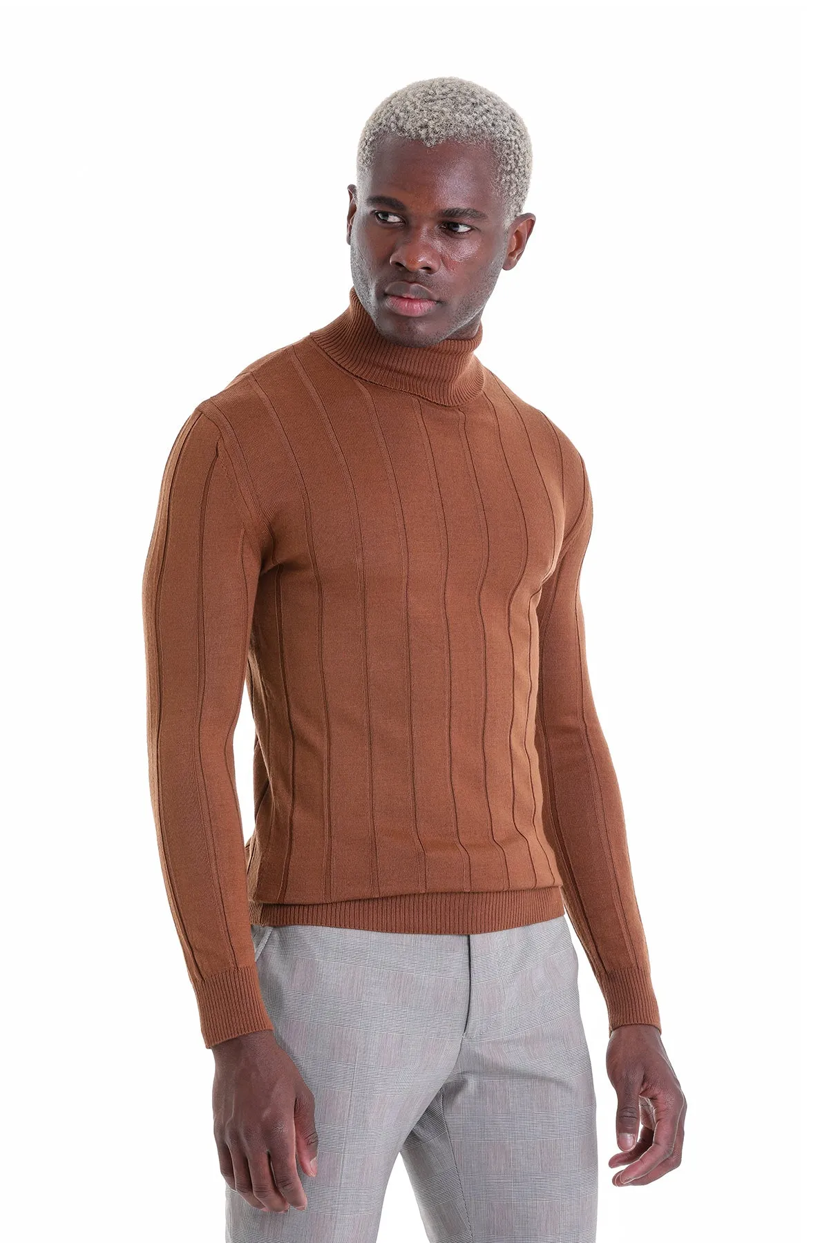 Comfort Fit Drop Needle Tobacco Turtleneck Sweater